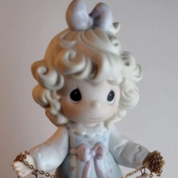 Precious Moments “You Have Touched So Many Hearts” (Item #261084, 1996) - Picture 4 of 11